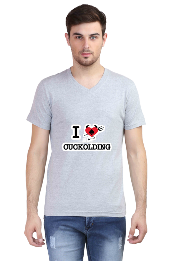 I love cuckolding Vneck Half Sleeve - Image 3