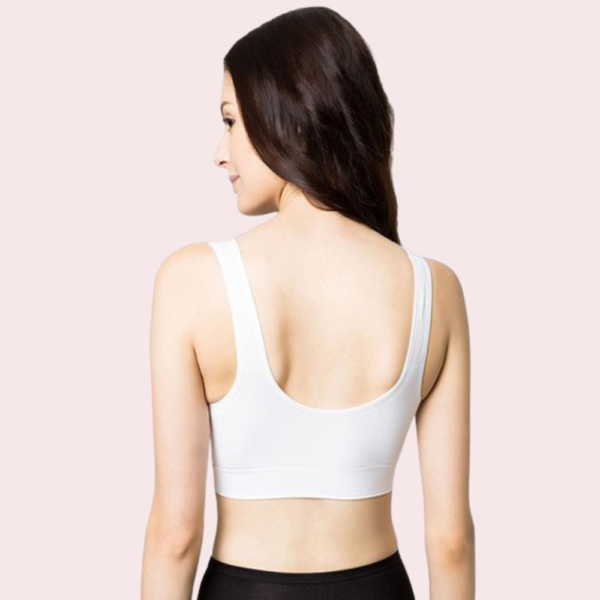 Fashionable Cutout Sports Bra for Young Athletes - Image 4