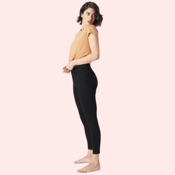 Women's Sleek Silhouette Black Skinny Fit Jeans - Image 3