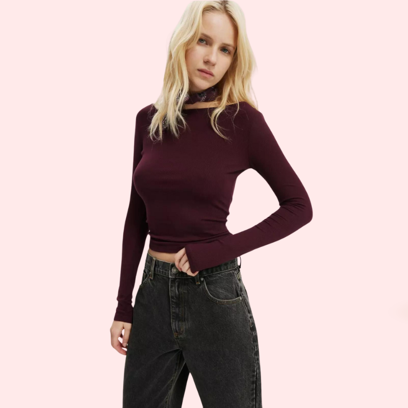 Women's Loose Straight Jeans in Smokey Black Denim - Image 4