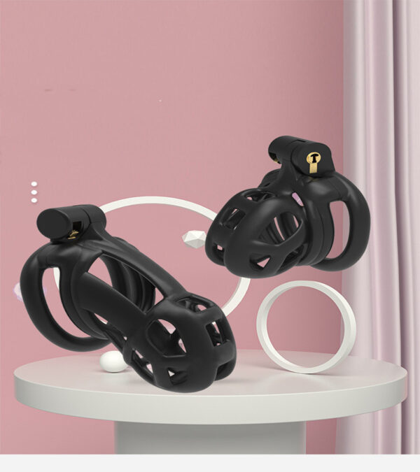 Cobra Chastity Lock With 4-ring Black Breathable Male