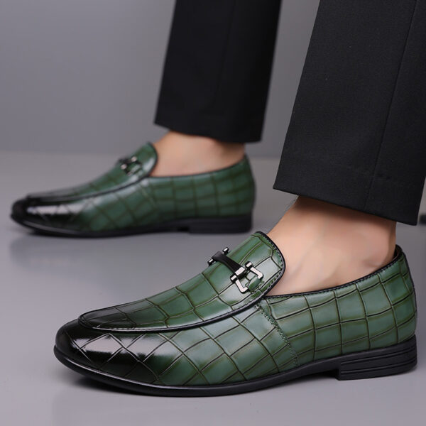 Men's Plaid Light Luxury Plus Size Rubber Sole Lightweight Leather Shoes - Image 9