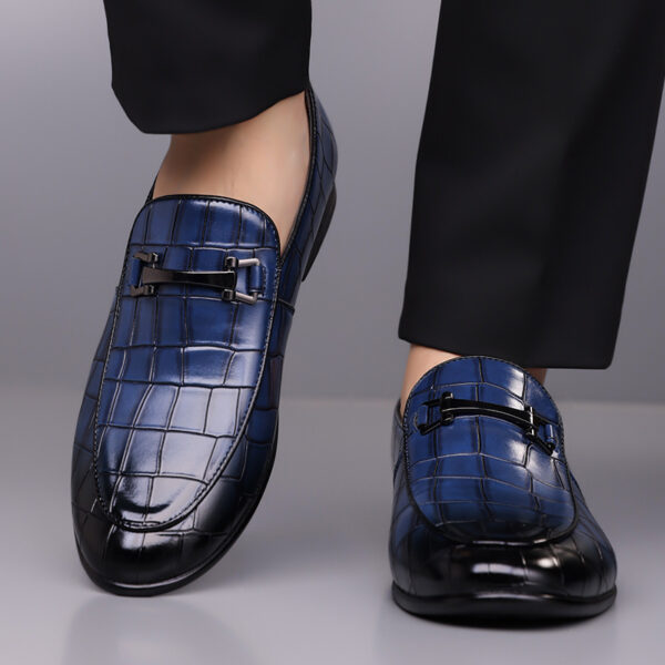 Men's Plaid Light Luxury Plus Size Rubber Sole Lightweight Leather Shoes - Image 3