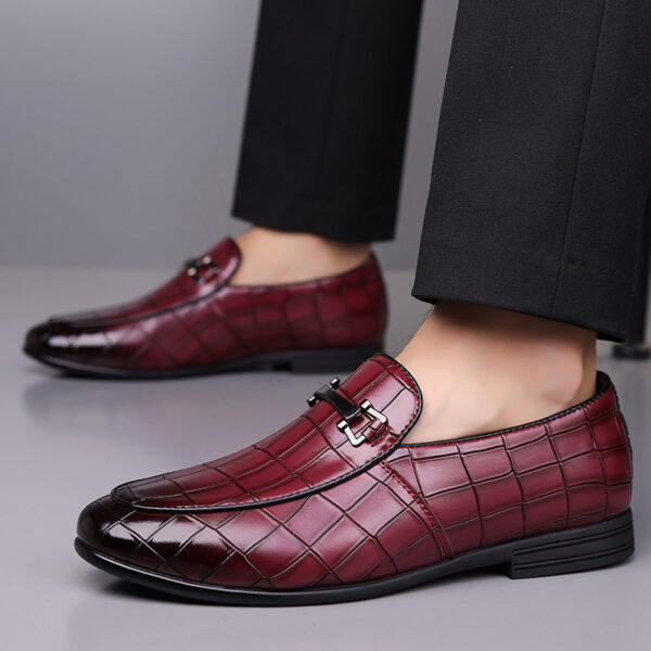 Men's Plaid Light Luxury Plus Size Rubber Sole Lightweight Leather Shoes - Image 5