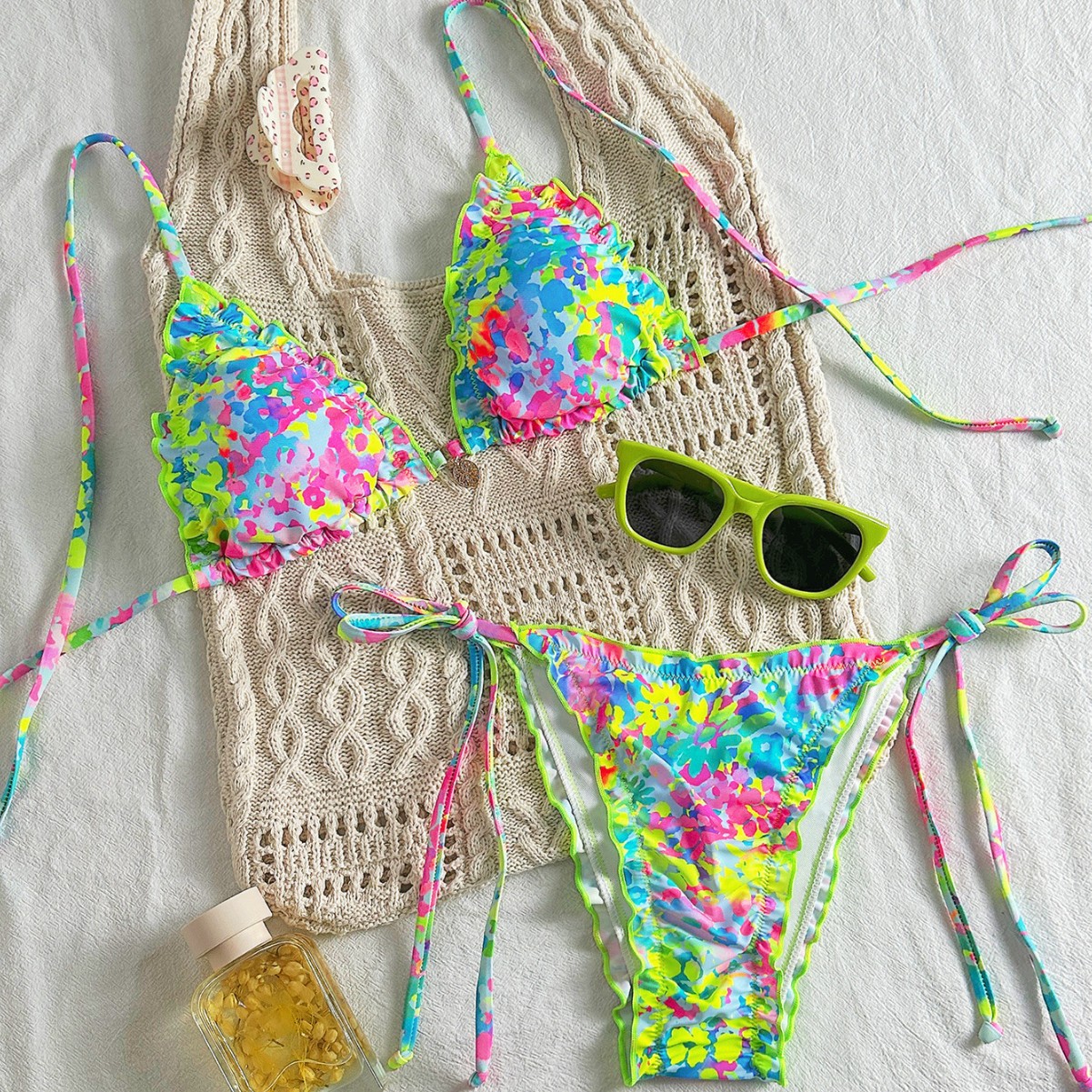 Colorful Tree Fungus-like Lacework Halter Lace-up Style Bikini - Image 4